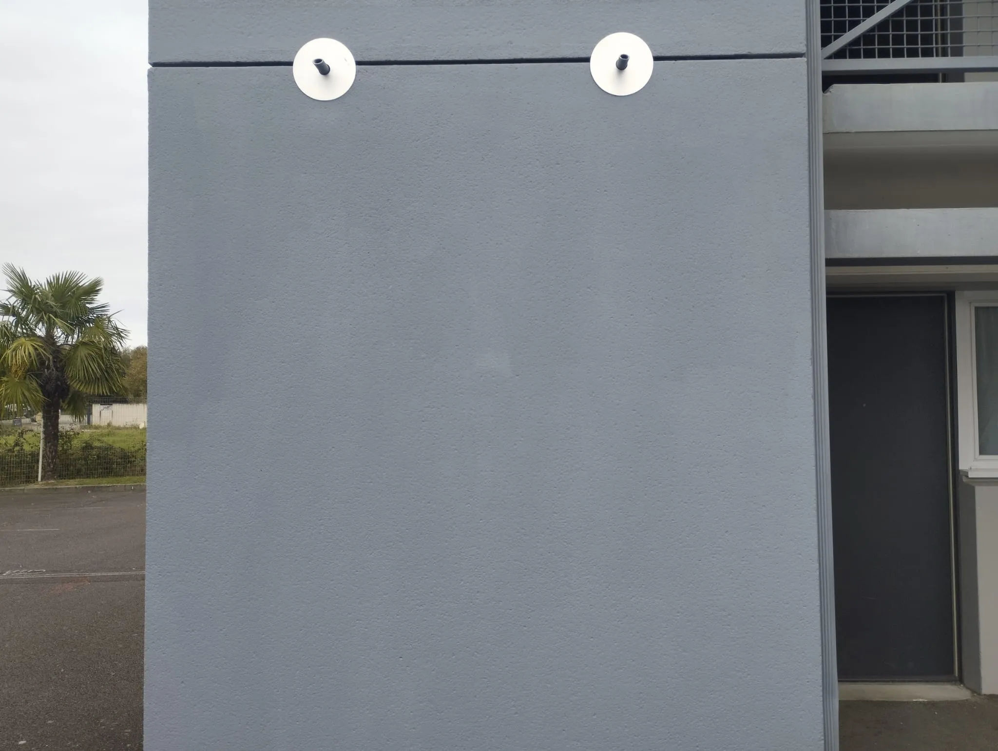 Peinture extérieure : pignon en gris